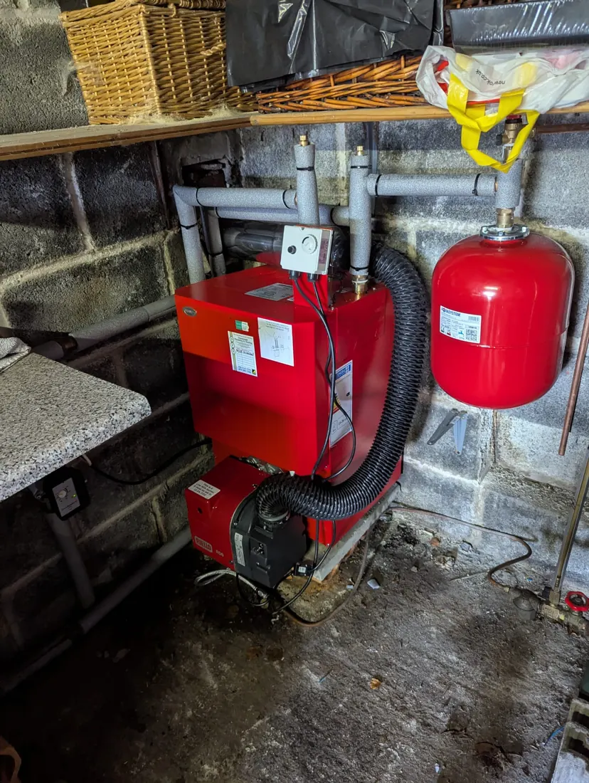 Oil boiler and pipework &ndash; Grant, by Dundonald Plumbing & Heating